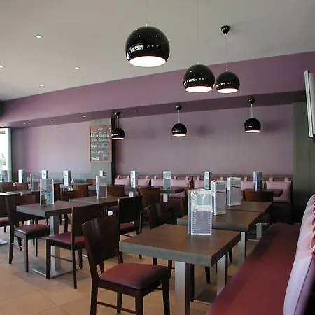 Le Rupella Hotel 2*